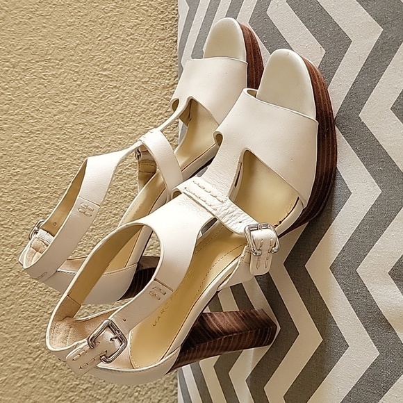 Marc Fisher cream heels size 8.5 peeptoe - Picture 1 of 8